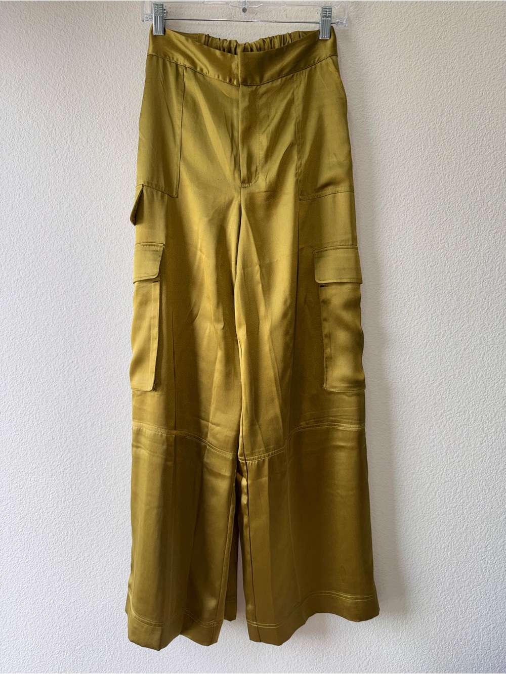 House of Harlow Cargo Wide Leg Pants - Picture 2 of 7